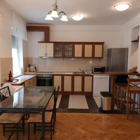 Sugar Apartman Debreczyn Zewnętrze zdjęcie